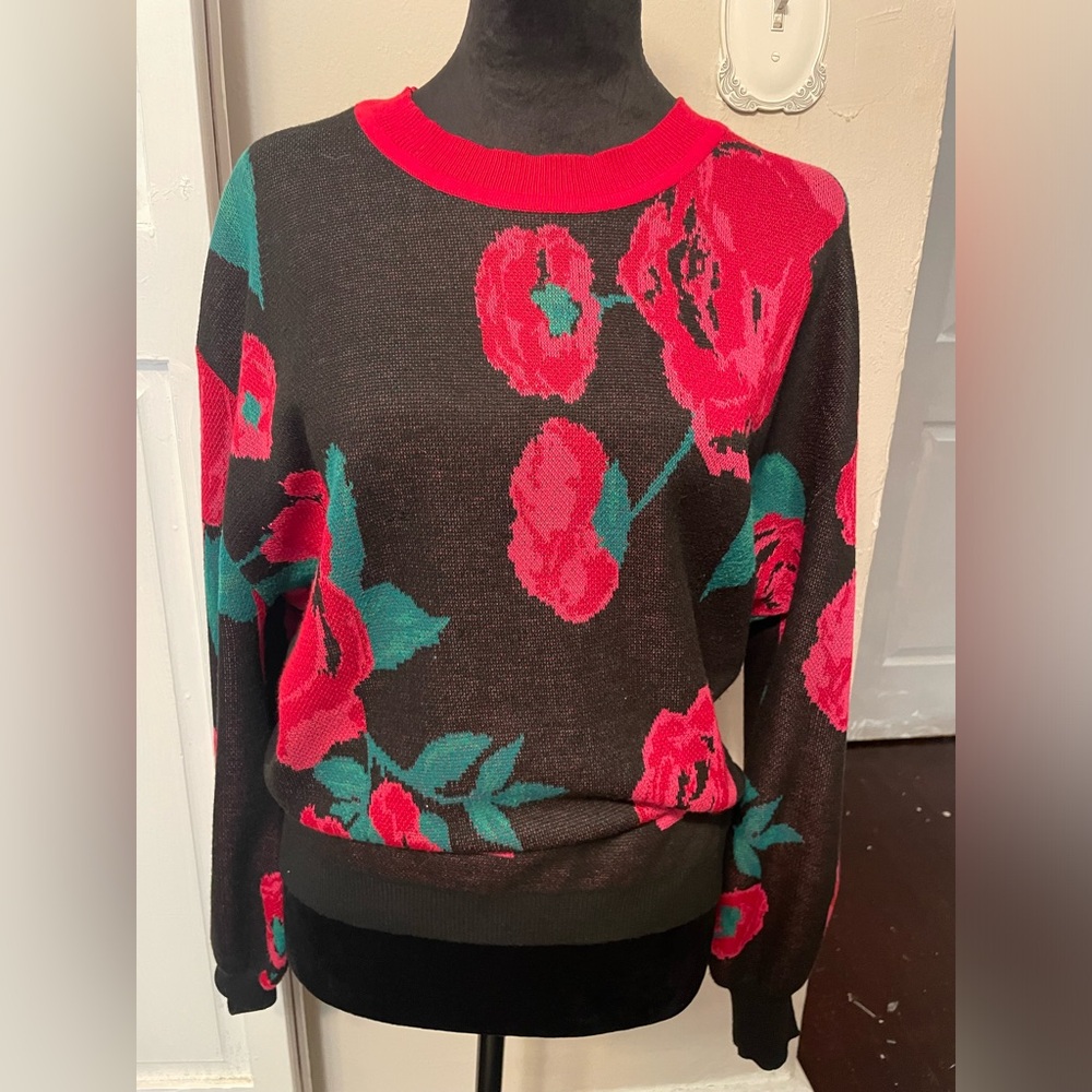 Dee Elle floral sweater